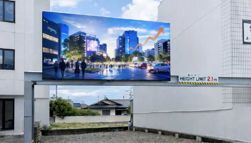 公共施設やビル壁面に設置された屋外用サイネージ壁掛けモデル。案内マップや熱中症注意喚起の表示事例